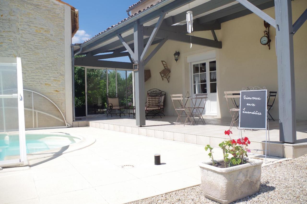 Les Lavandieres Bed & Breakfast Saint-Hilaire-la-Palud Exterior photo